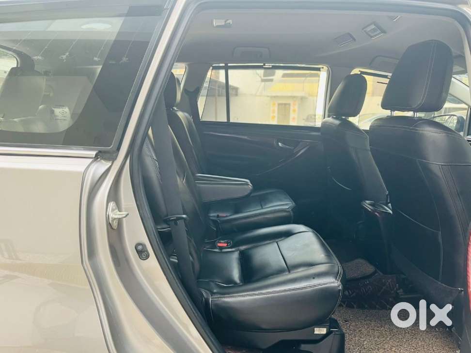 Toyota Innova Crysta [2016-2020] 2.4 Gx At 7 Str, 2019, Petrol