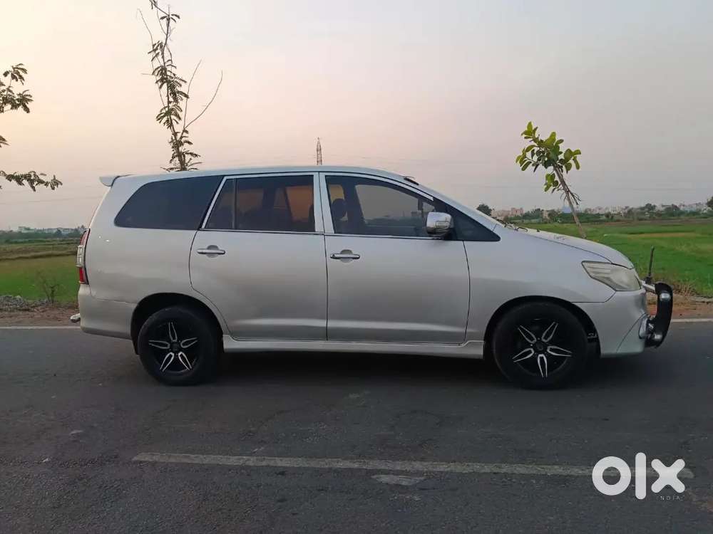 Toyota Innova 2008 Diesel 292000 Km Driven