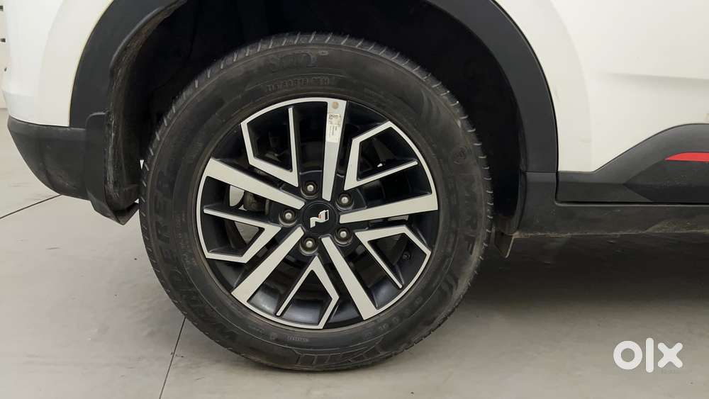 Hyundai Venue N Line N8 Dct Dual Tone, 2023, Petrol