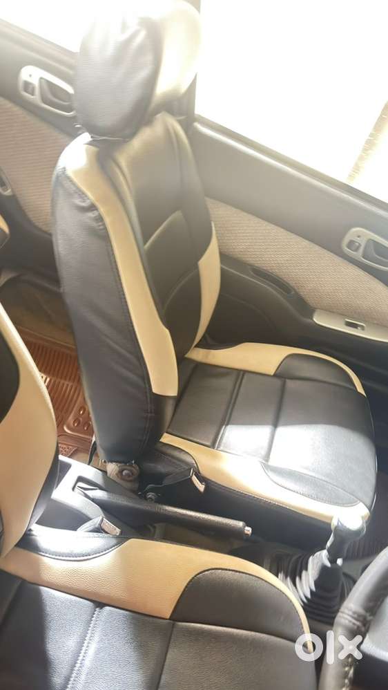 Esteem Vxi Maruti 2004