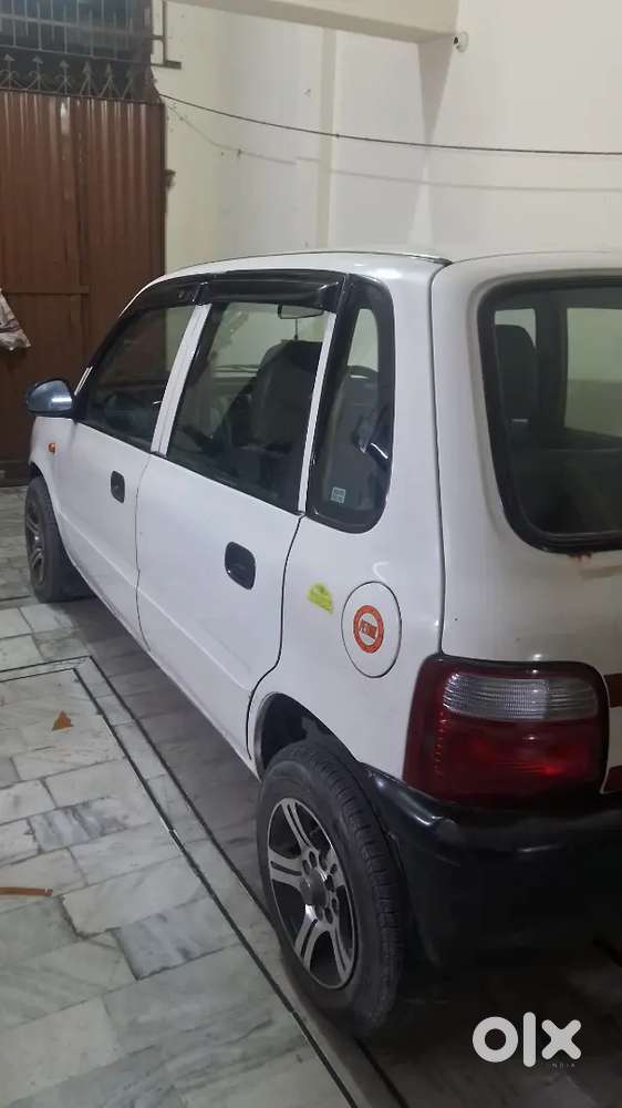 Zen Car Sold  White Color With Alloy Wheels