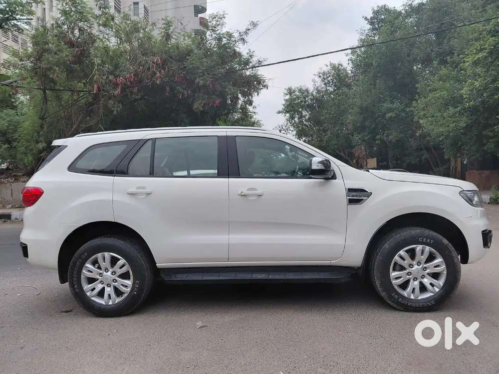 Ford Endeavour 2016 Diesel 123000 Km Driven