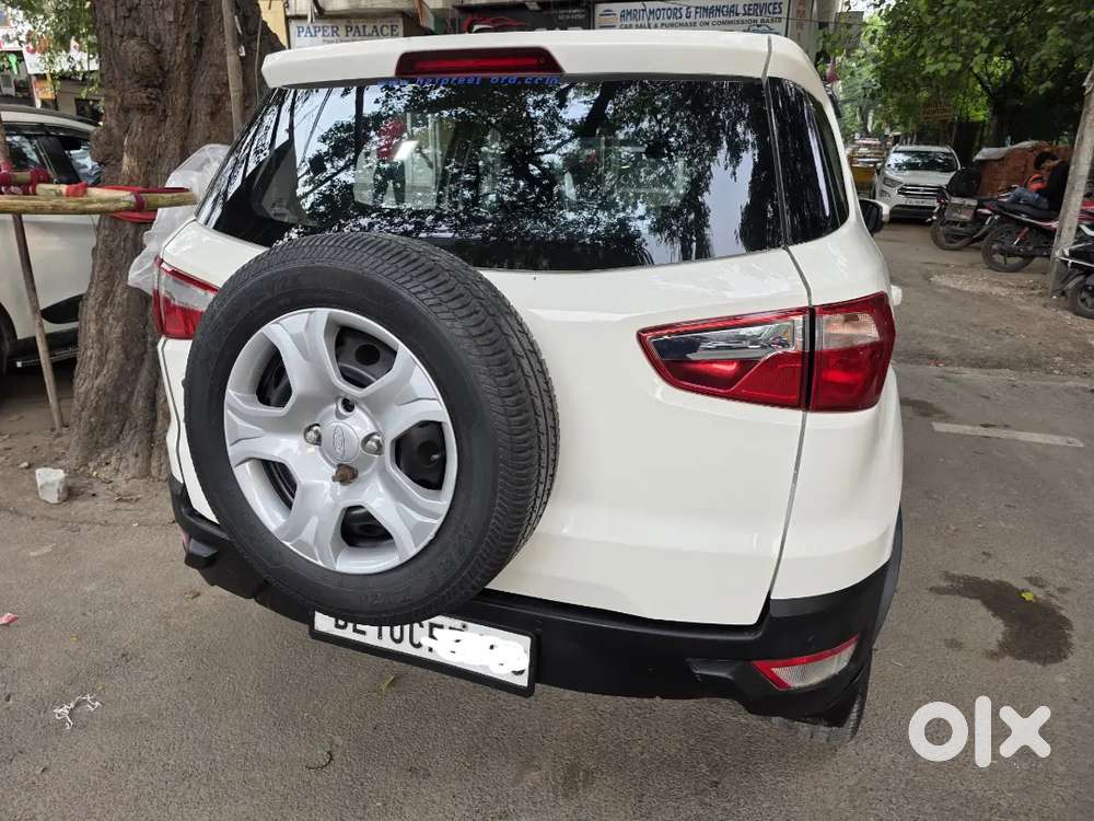 Ford Ecosport 2015 Petrol Manual 40,000 Km Driven Only