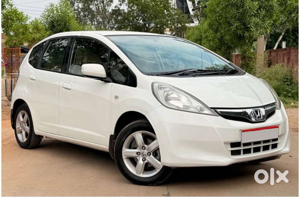 Honda Jazz S Mt I-vtec, 2011, Cng & Hybrids