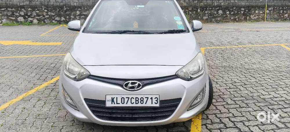Hyundai I20 2014 Petrol 75000 Km Driven
