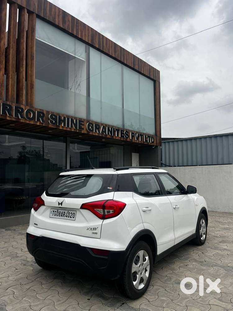 Mahindra Xuv300 W6, 2023, Petrol