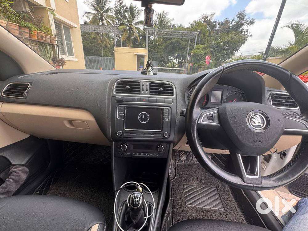 Skoda Rapid 1.0 Tsi Ambition, 2020, Petrol