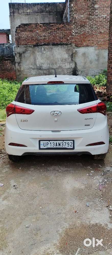 Hyundai Sportz Vtvt I20 2015 Variant