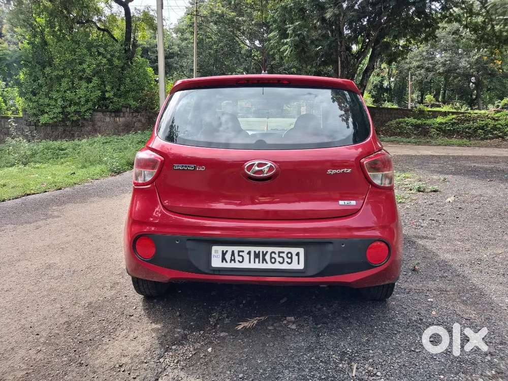 Hyundai Grand I10 Sportz 2018 Car