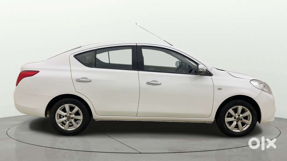 Nissan Sunny Xv, 2013, Petrol