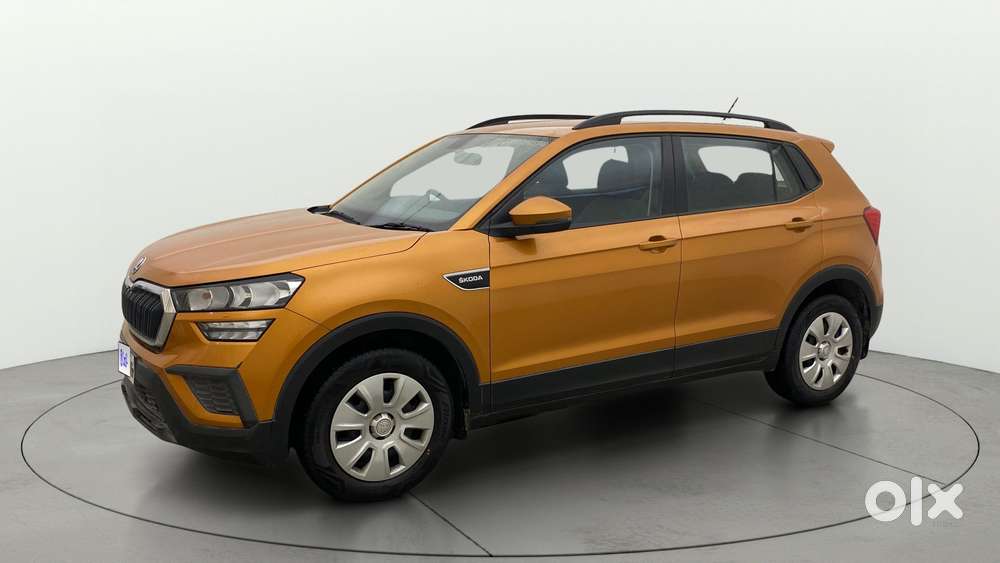 Skoda Kushaq 1.0 Tsi Active, 2022, Petrol