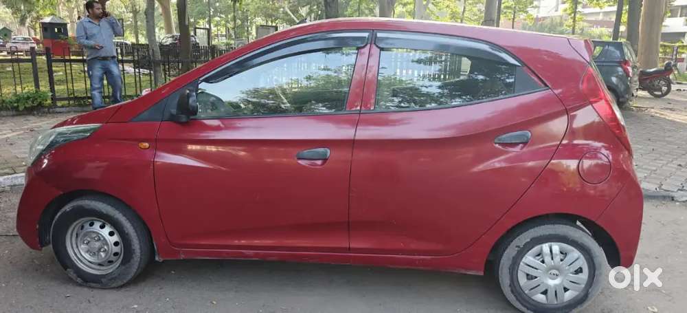 Hyundai Eon 2015 Petrol 70000 Km Driven