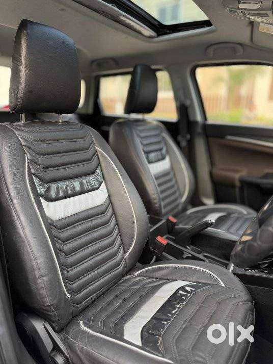 Maruti Suzuki Brezza 1.5 Zxi At Smart Hybrid, 2025, Petrol