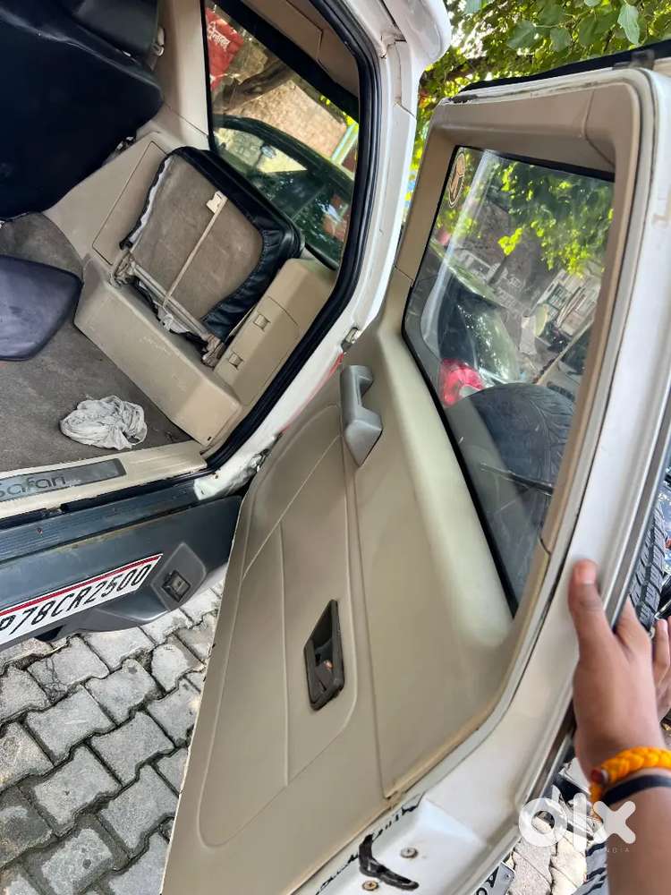 Tata Safari 2012 Diesel 100000 Km Driven