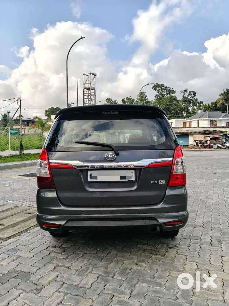 Toyota Innova 2.5 G (diesel) 8 Seater, 2015, Diesel