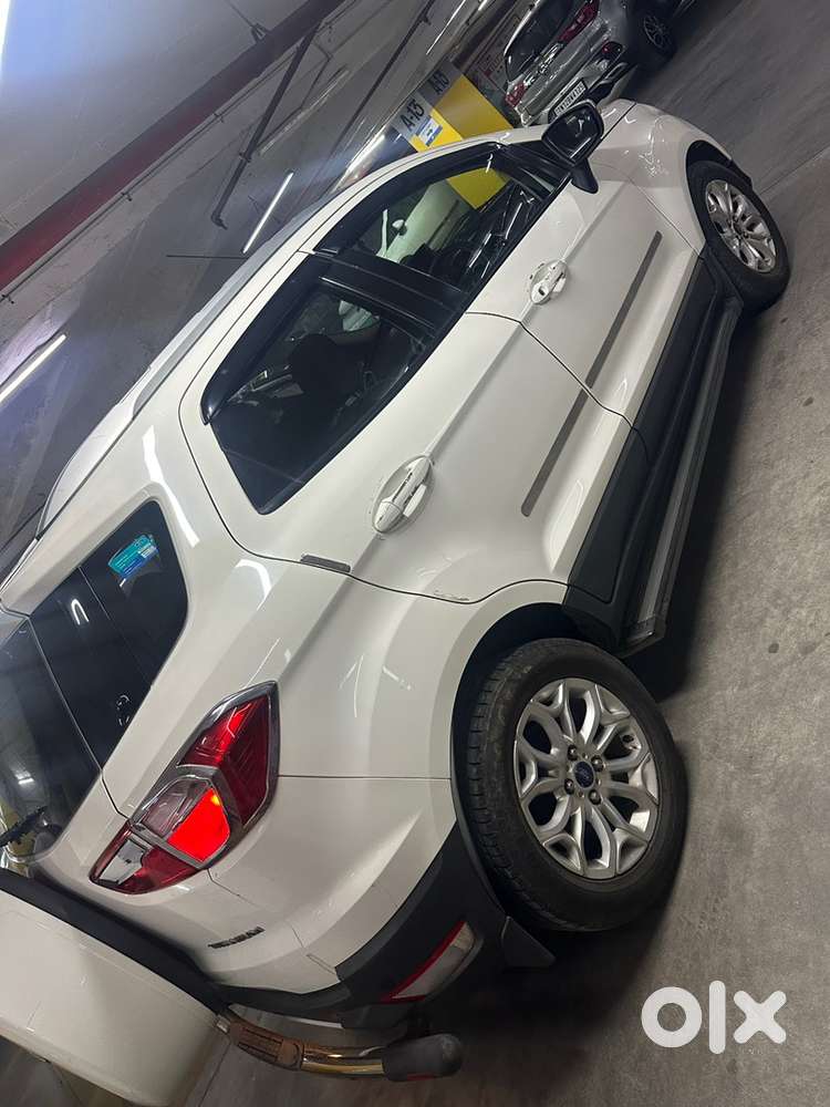 Ford Ecosport Petrol 2015