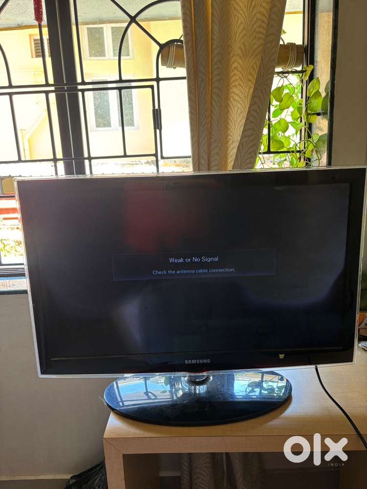 Samsung 32&rdquo; LED TV &ndash; Working &ndash; Display Fault