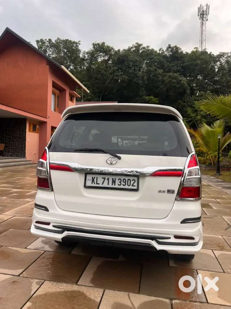 Toyota Innova 2.5 Gx 2015