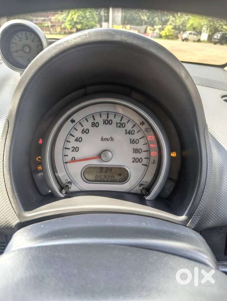 Maruti Suzuki Ritz Vxi, 2009, Petrol