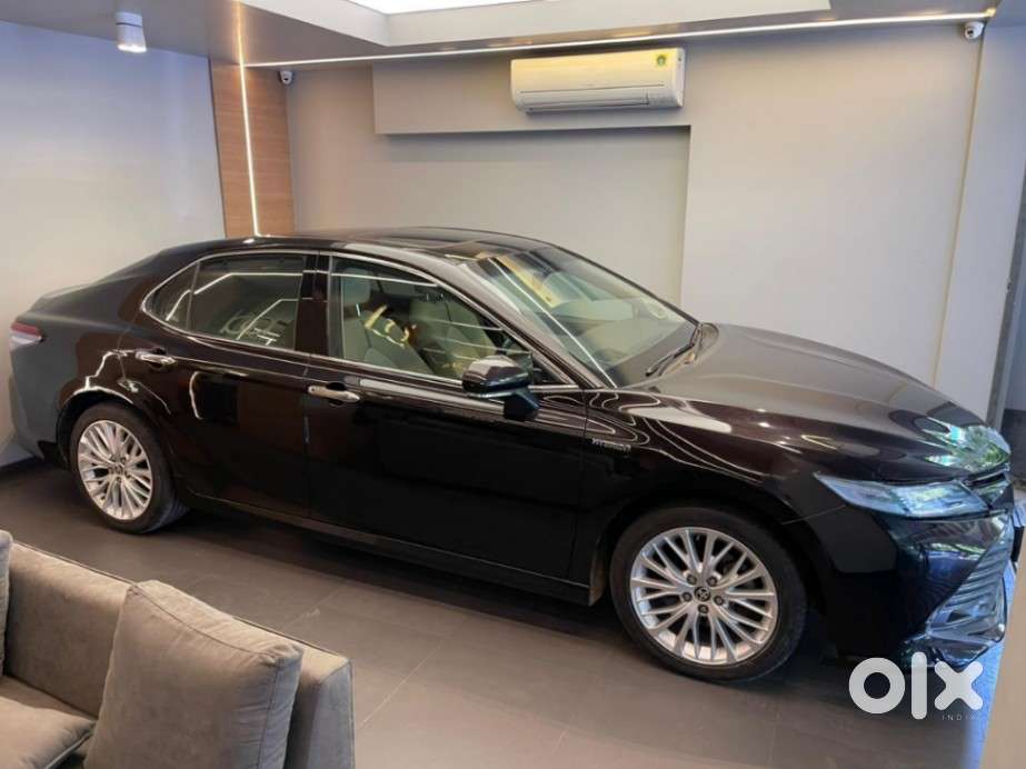 Toyota Camry Hybrid, 2020, Petrol