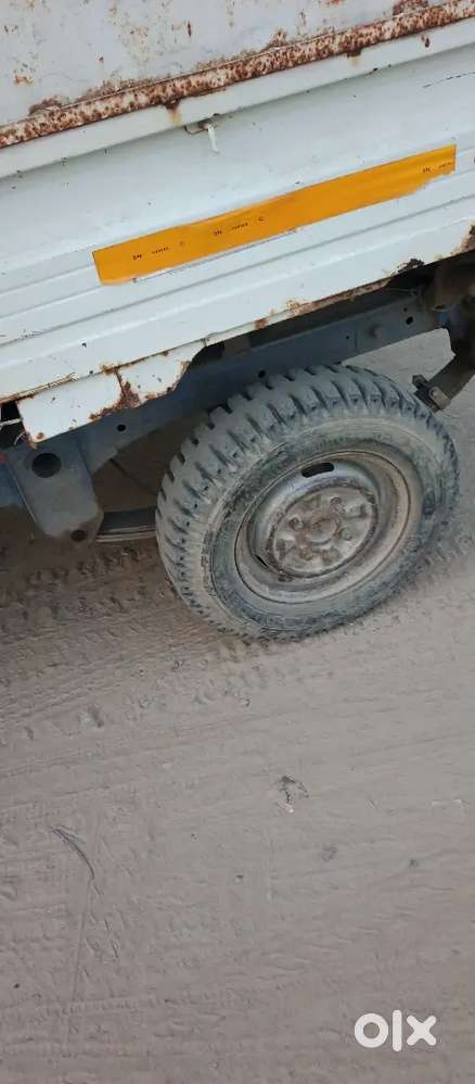 Ek Hath Chli Hai Sab Kuch Thik Hai Chla Ke Dekh Skte Hai