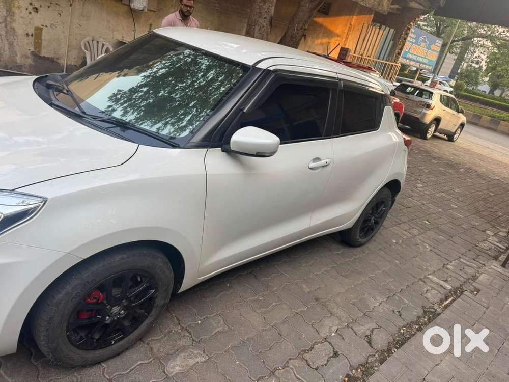Maruti Suzuki Swift 2021 Petrol 35000 Km Driven