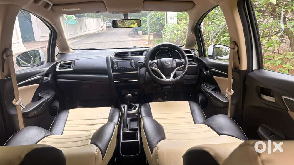Honda Jazz V Mt Privilege, 2017, Petrol