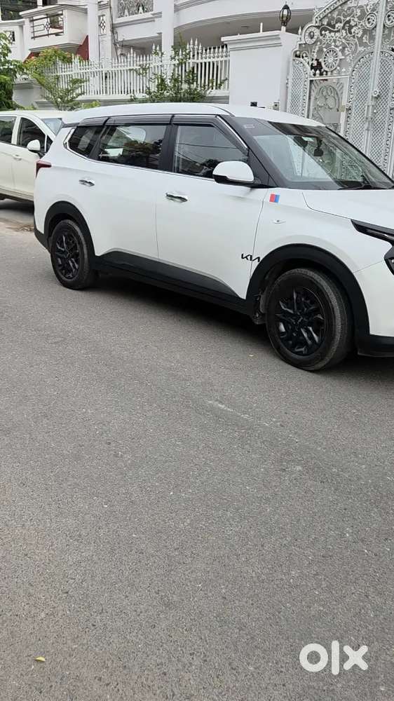 Kia Carens 2024 Diesel 50000 Km Driven