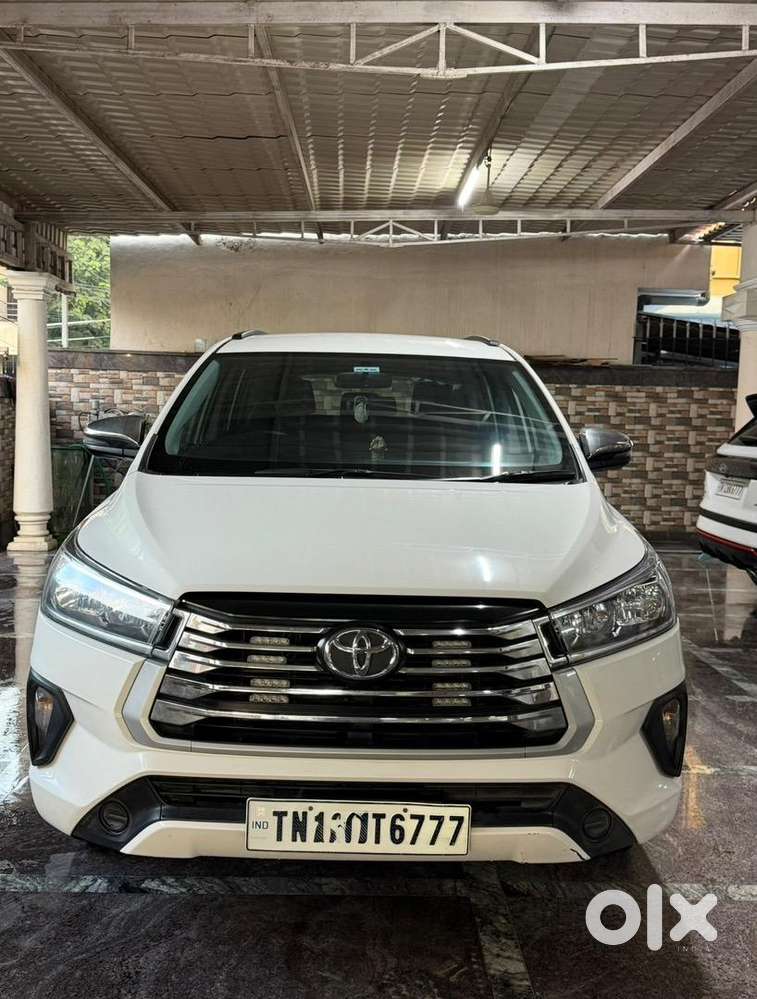 Toyota Innova Crysta 2022 Diesel 23900 Km Driven