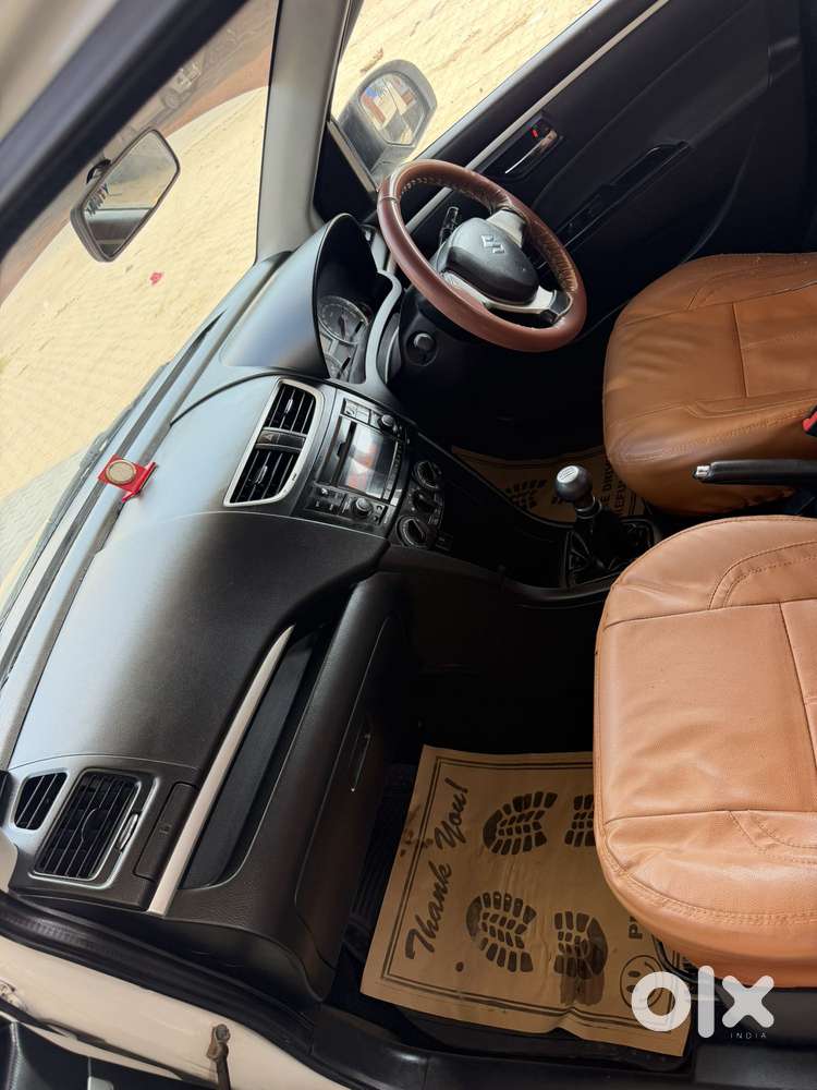Maruti Suzuki Swift Vxi 1.2 Abs Bs-iv, 2017, Petrol