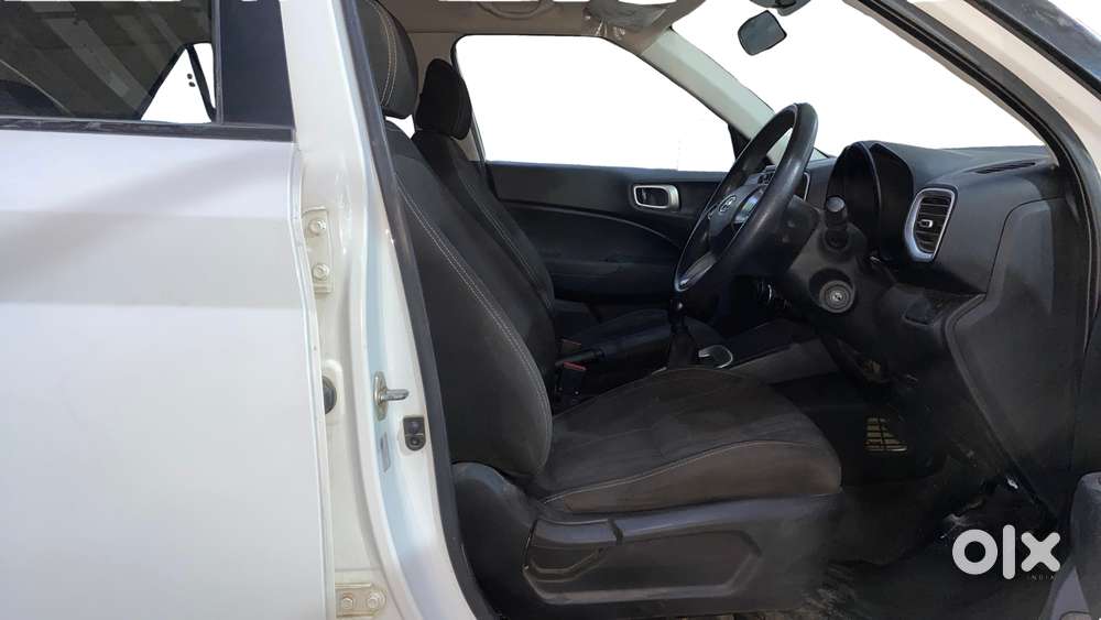 Hyundai Venue S, 2019, Petrol