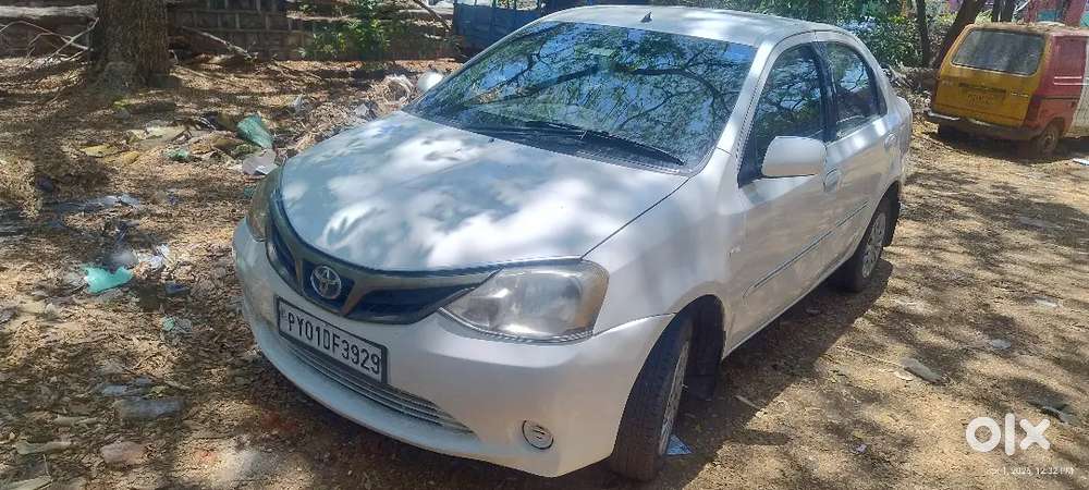 Toyota Etios 2011 Cng & Hybrids 130000 Km Driven
