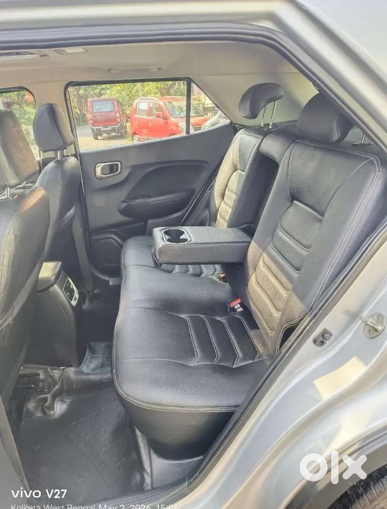 Venue With Sunroof 20k Driven! More Details D