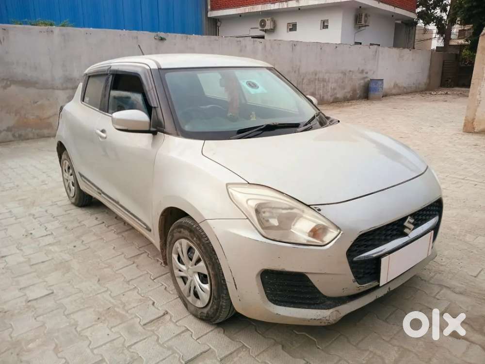 Maruti Suzuki Swift Vxi, 2022, Petrol