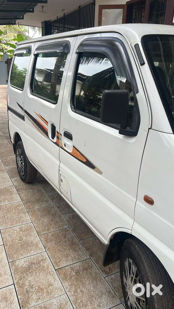 Maruti Suzuki Eeco Petrol 2018