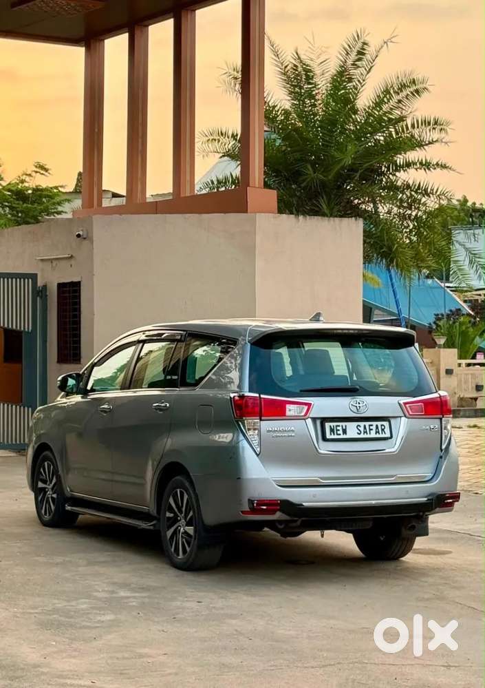 Toyota Innova Crysta [2020-ongoing] 2.4 Zx 7 Str, 2022, Diesel