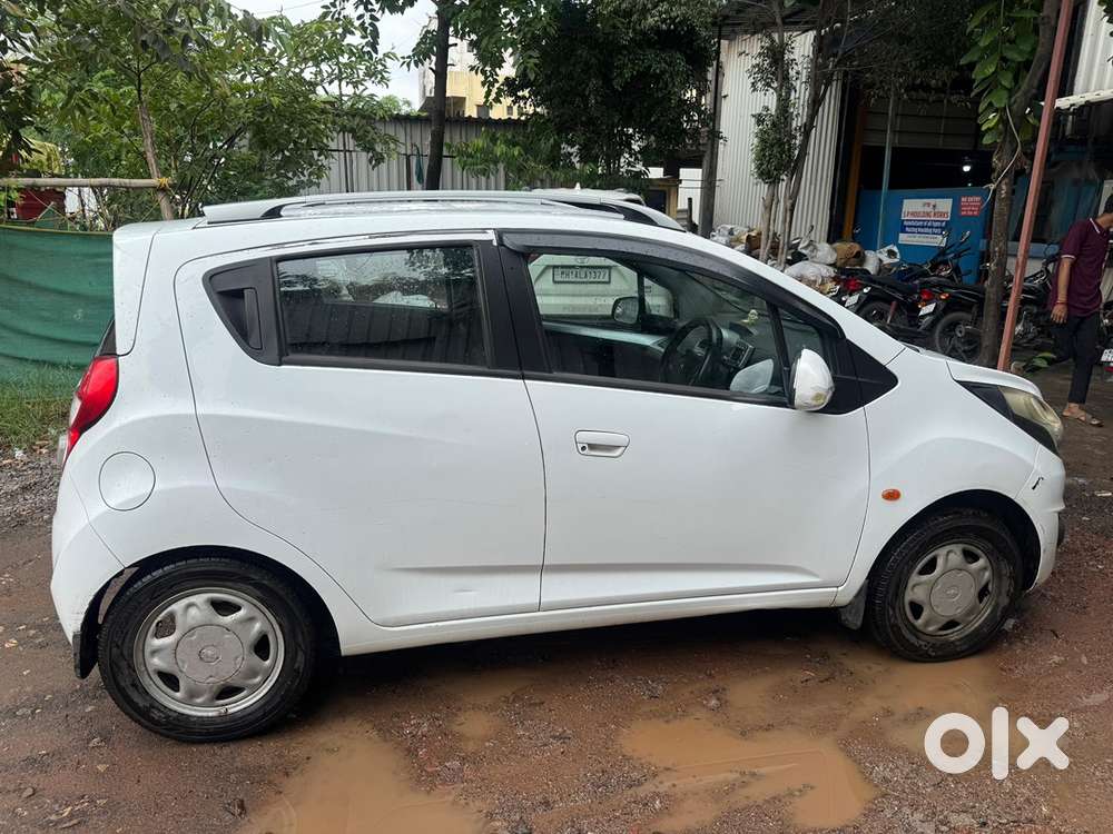 Chevrolet Beat Petrol 2015