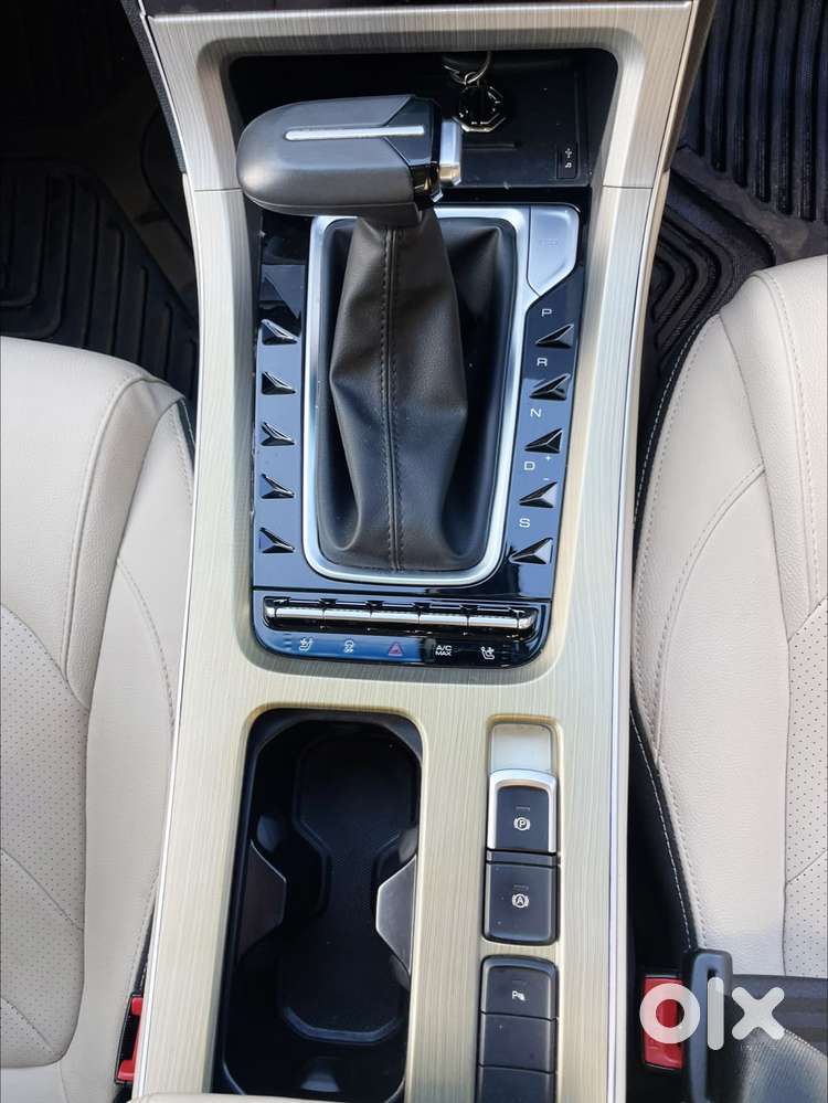 Mg Hector Savvy Pro 1.5 Turbo Cvt, 2023, Petrol