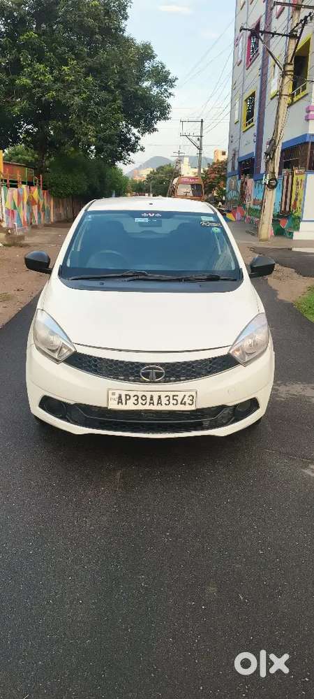 Tata Tiago Revotron 2019