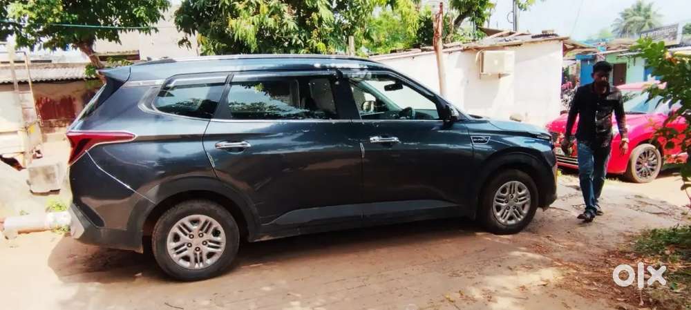 Kia Carens 2023 Petrol