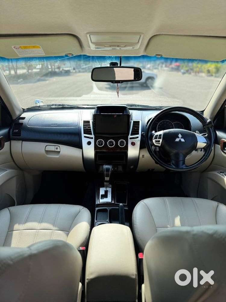 Mitsubishi Pajero Sport 2.5 Automatic, 2015, Diesel