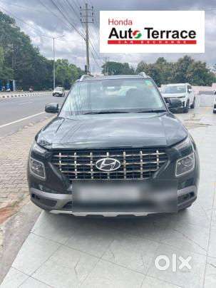 Hyundai Venue 1.0 Sx Turbo Imt, 2021, Petrol