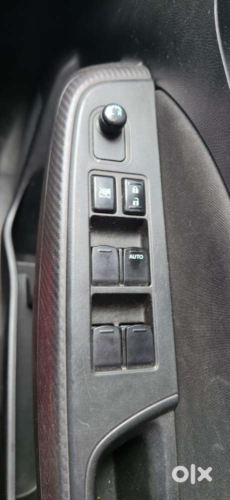 Maruti Suzuki Swift Vvt Vxi, 2021, Petrol