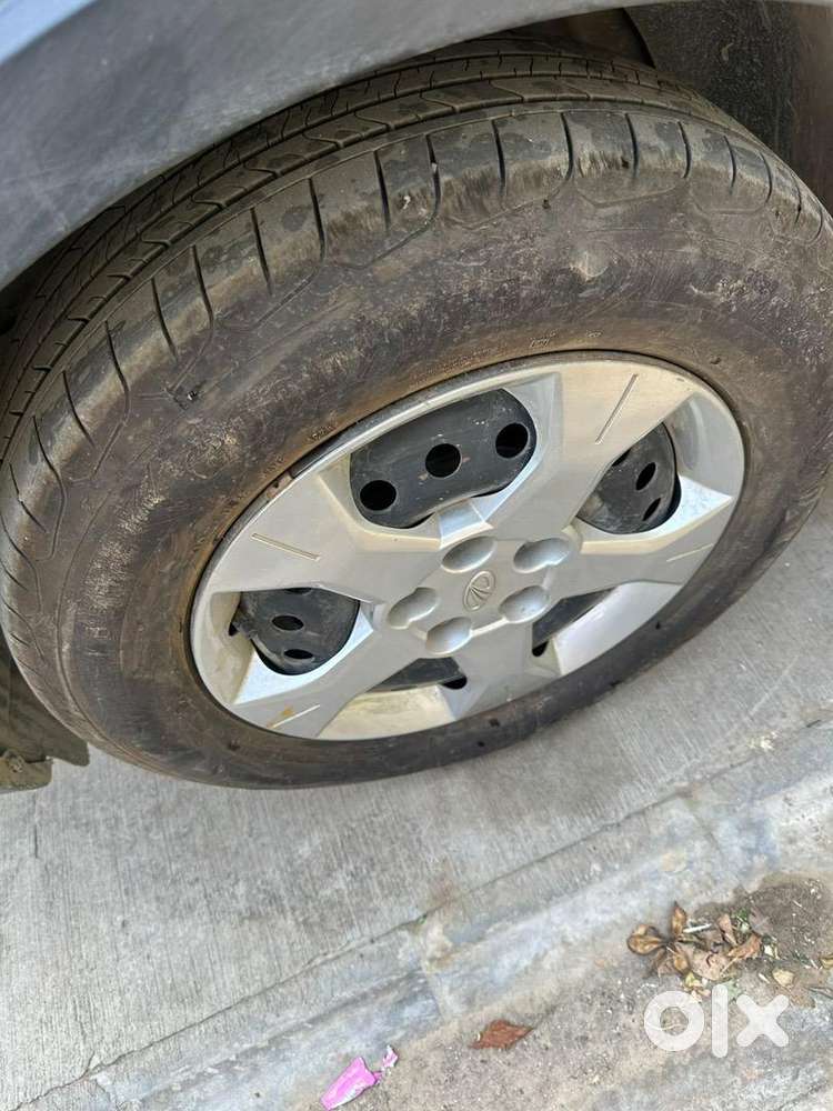 Mahindra Xuv300 2021 Petrol Well Maintained