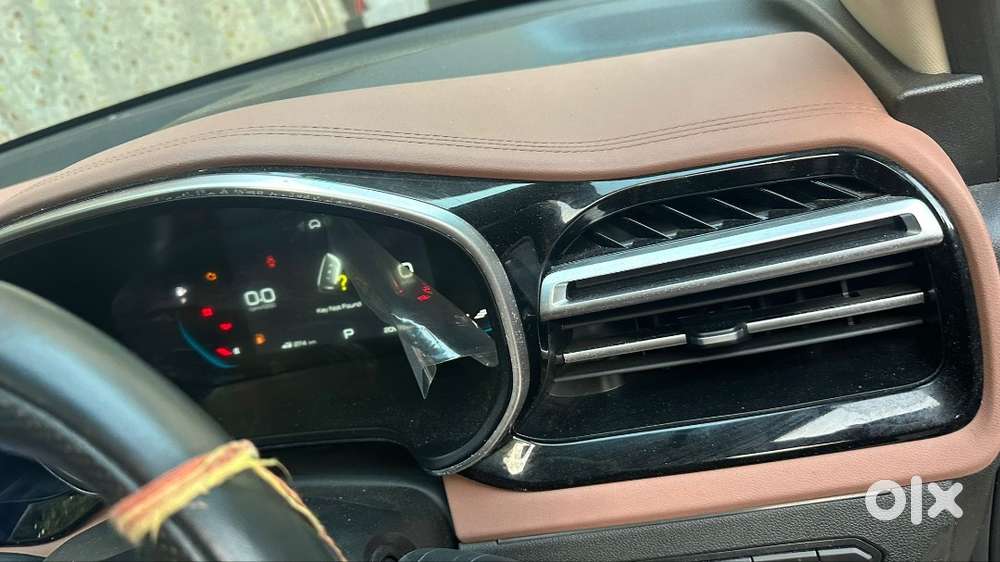 Mg Hector Plus Sharp Pro Cvt (2023) - Great Condition