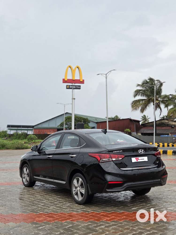 Hyundai Verna 1.5 Sx Petrol Mt, 2019, Petrol