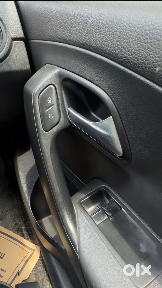 Volkswagen Ameo Petrol Manual 2017