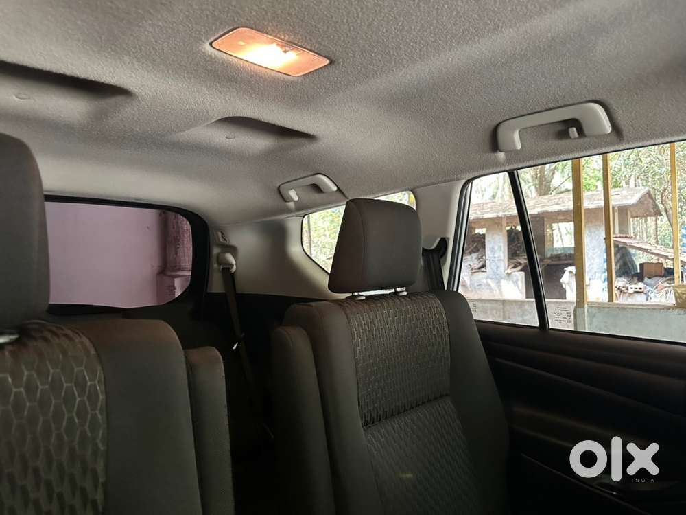 Toyota Innova Crysta 2021