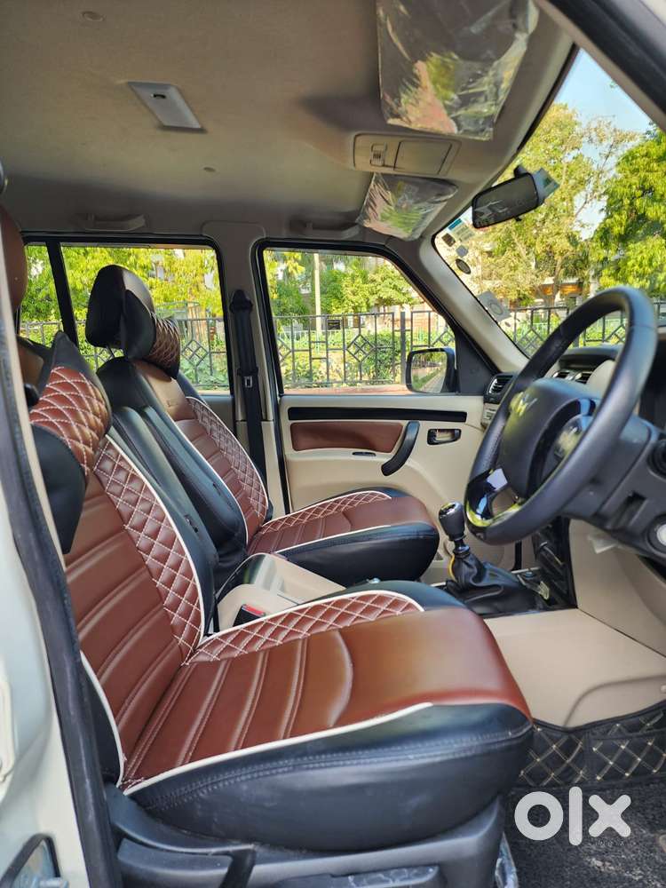 Mahindra Scorpio Classic 2.2 S 11 Mt 7 Str, 2022, Diesel