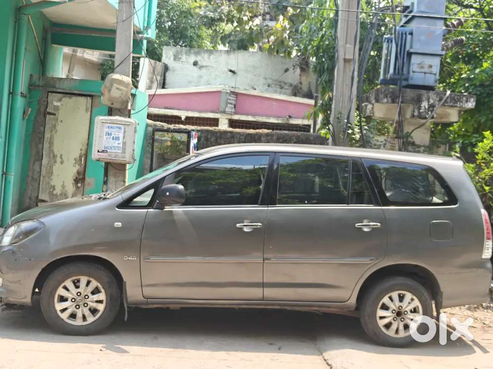 Toyota Innova 2009 Diesel 144246 Km Driven